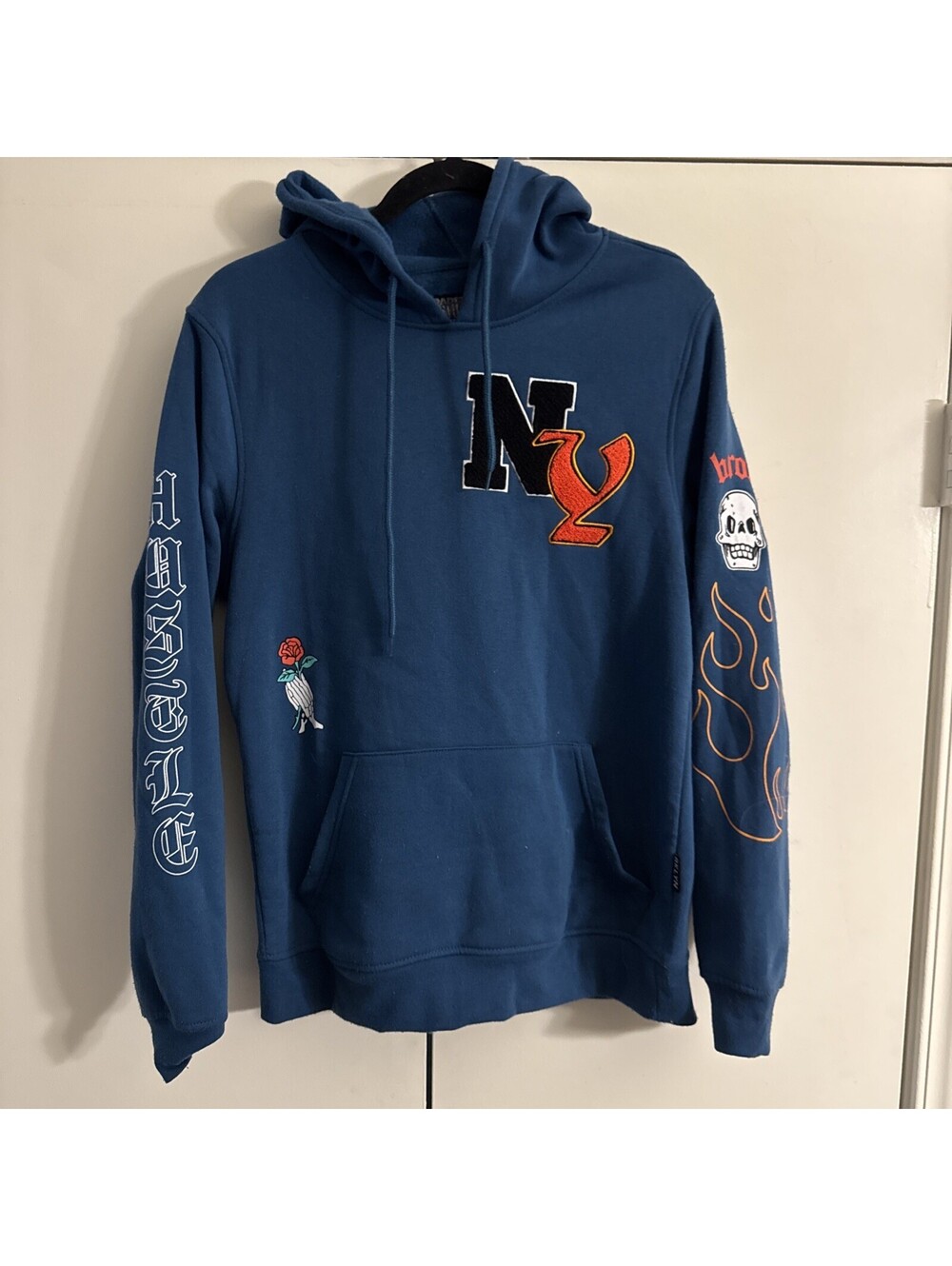 Brooklyn Cloth New York Hoodie S Small Blue Chenille NY Patch Graphic Sweatshirt
